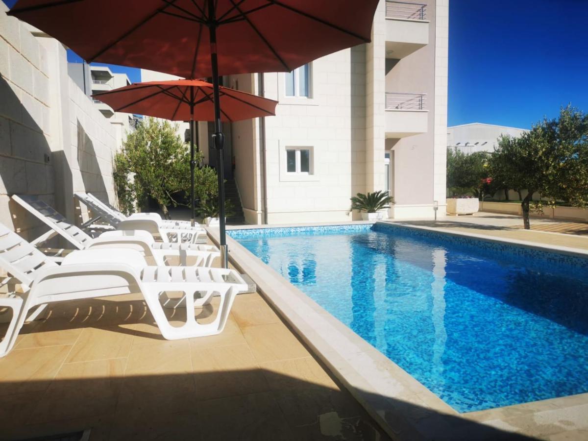 Apartment Marco Makarska Exteriör bild